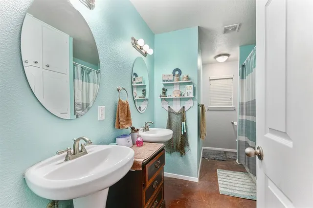 $295,000 | 6608 Swanee Court, Watauga, TX 76148