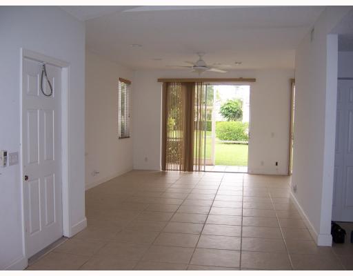 6788 Via Regina, Unit 1 Boca Raton, FL 33433 - Photo 4 of 12 Additional Photo