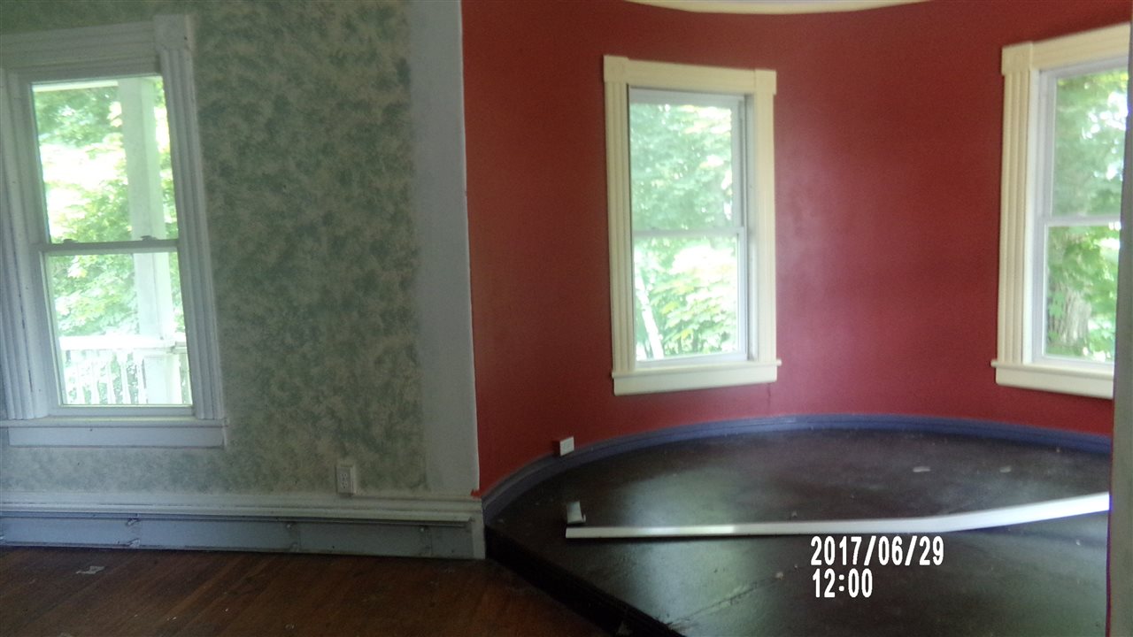 35 Front Street Rockingham, VT 05101 - Photo 3 of 3