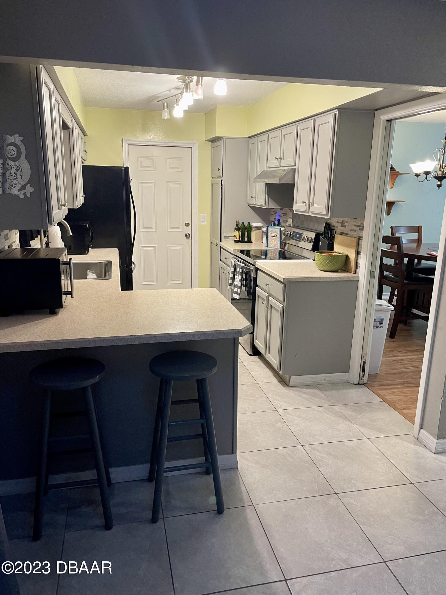 673 Reillys Road Port Orange, FL 32127 - Photo 3 of 9 0870D84C-A9D5-4EA4-BD22-C7477AF12B0D