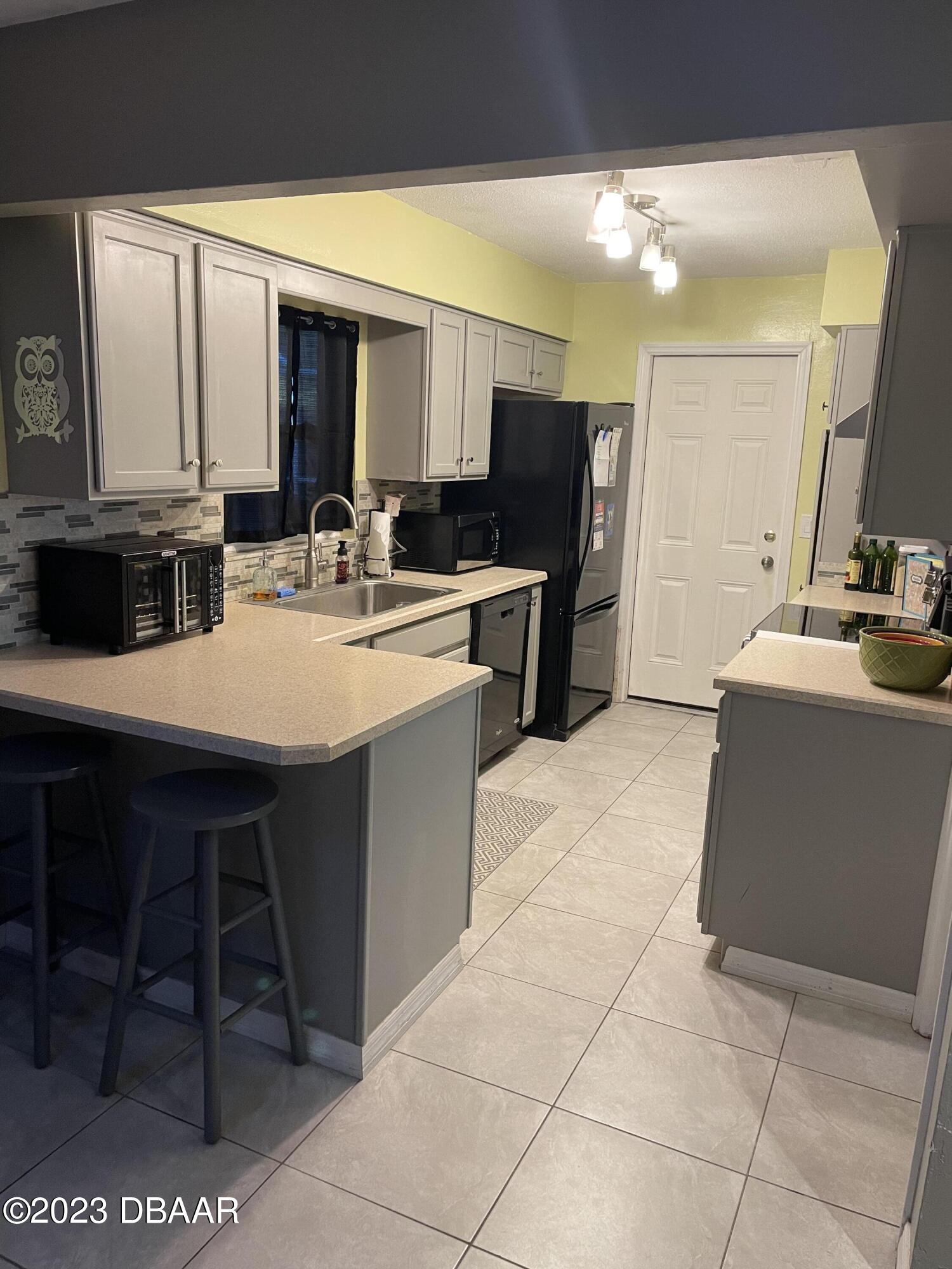 673 Reillys Road Port Orange, FL 32127 - Photo 4 of 9 781B9A91-48C5-4A3A-B3DC-A931ED020B60