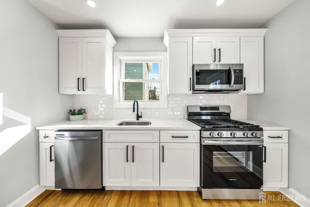 $499,900 | 38 South 6th Avenue, Highland Park, NJ 08904