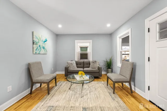 $499,900 | 38 South 6th Avenue, Highland Park, NJ 08904