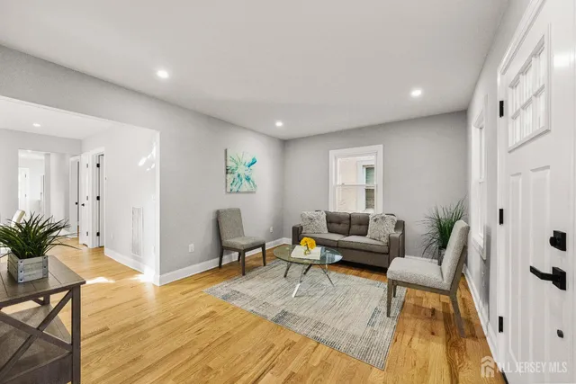 $499,900 | 38 South 6th Avenue, Highland Park, NJ 08904