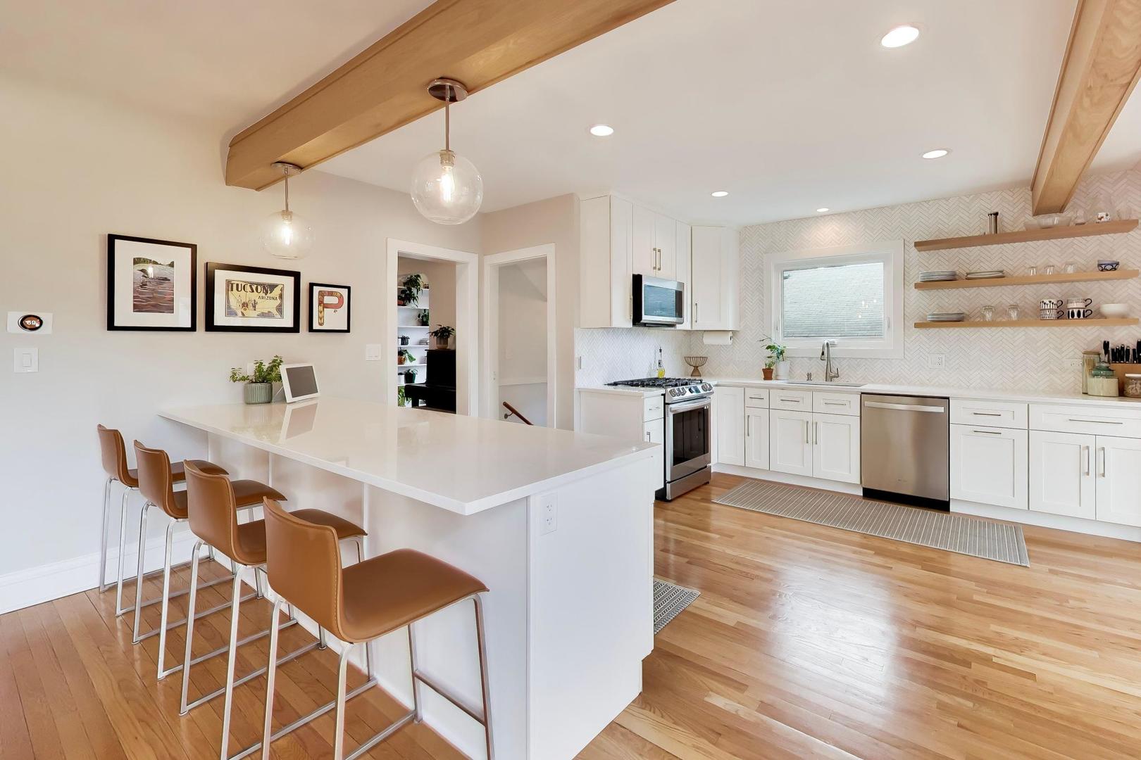 403 South Wille Street Mount Prospect, IL 60056 - Photo 11 of 48