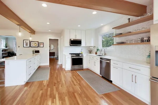 $795,000 | 403 South Wille Street, Mount Prospect, IL 60056