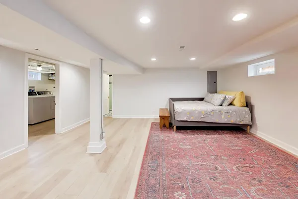 $795,000 | 403 South Wille Street, Mount Prospect, IL 60056