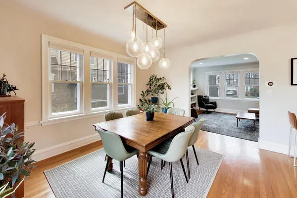 $795,000 | 403 South Wille Street, Mount Prospect, IL 60056