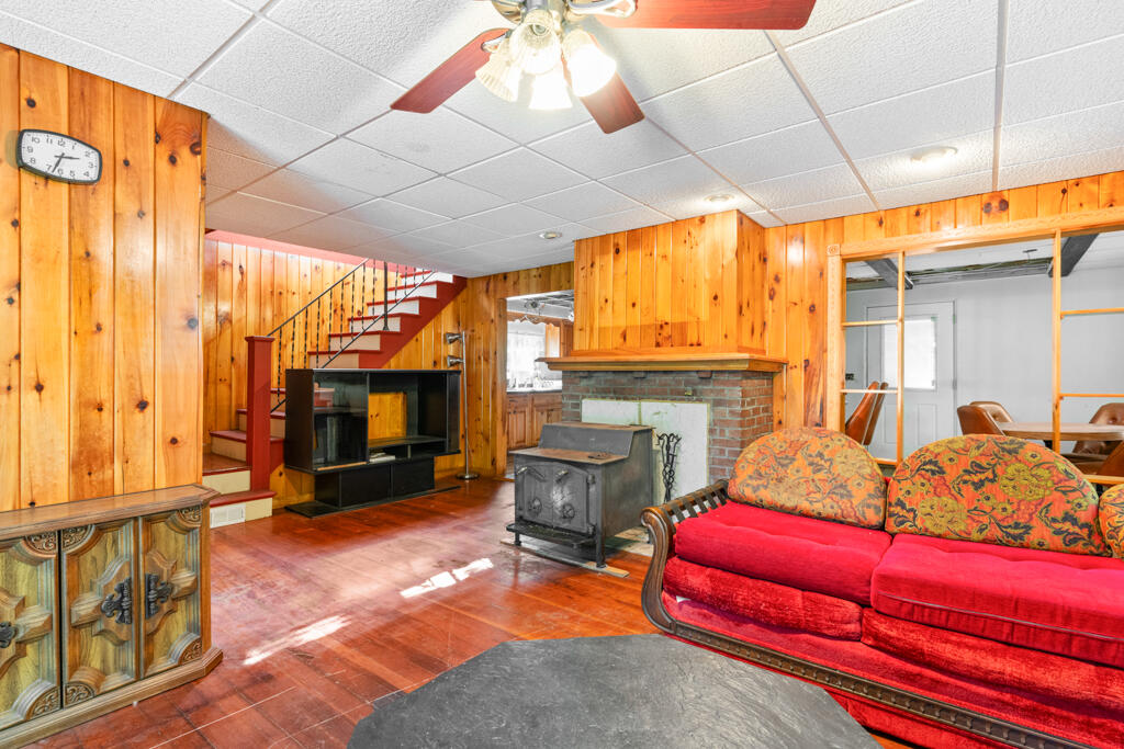 422 Vassalboro Road China, ME 04358 - Photo 14 of 28 Living