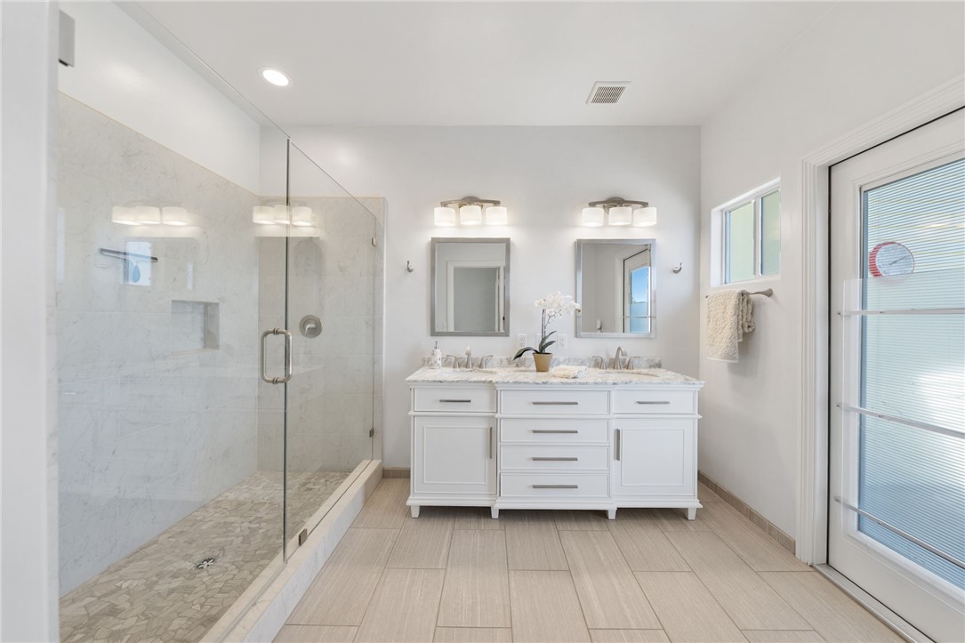 2713 East Mission Road Fallbrook, CA 92028 - Photo 18 of 36
