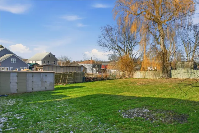 $1,650,000 | 85 Bayview Avenue, Bristol, RI 02809