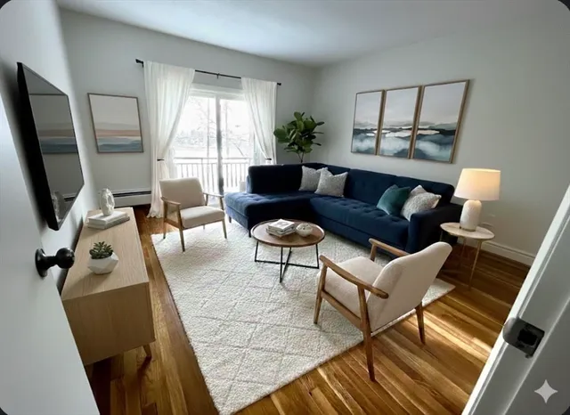 $2,850 | 94 B Charles River Road, Unit B, Waltham, MA 02453