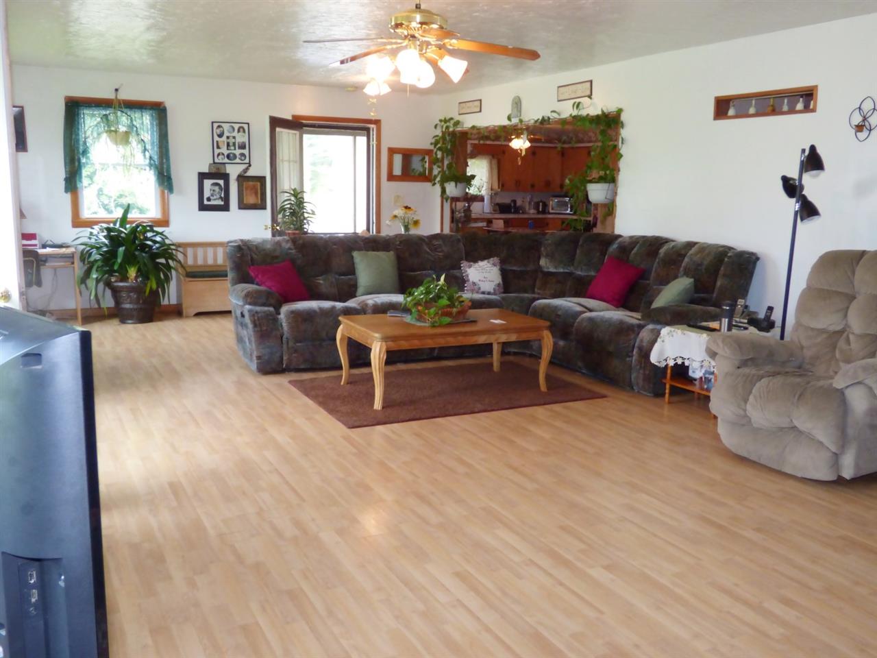 376 Pine Hill Road Derby, VT 05855 - Photo 8 of 24 Gallery Image 8