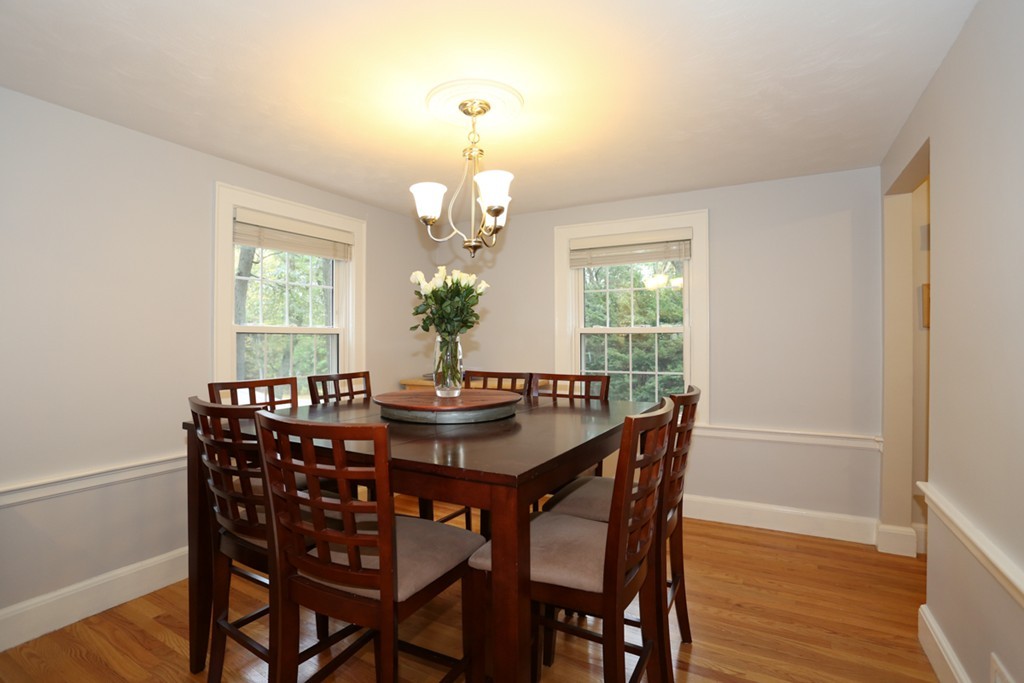 587 Greendale Avenue Needham, MA 02492 - Photo 13 of 25