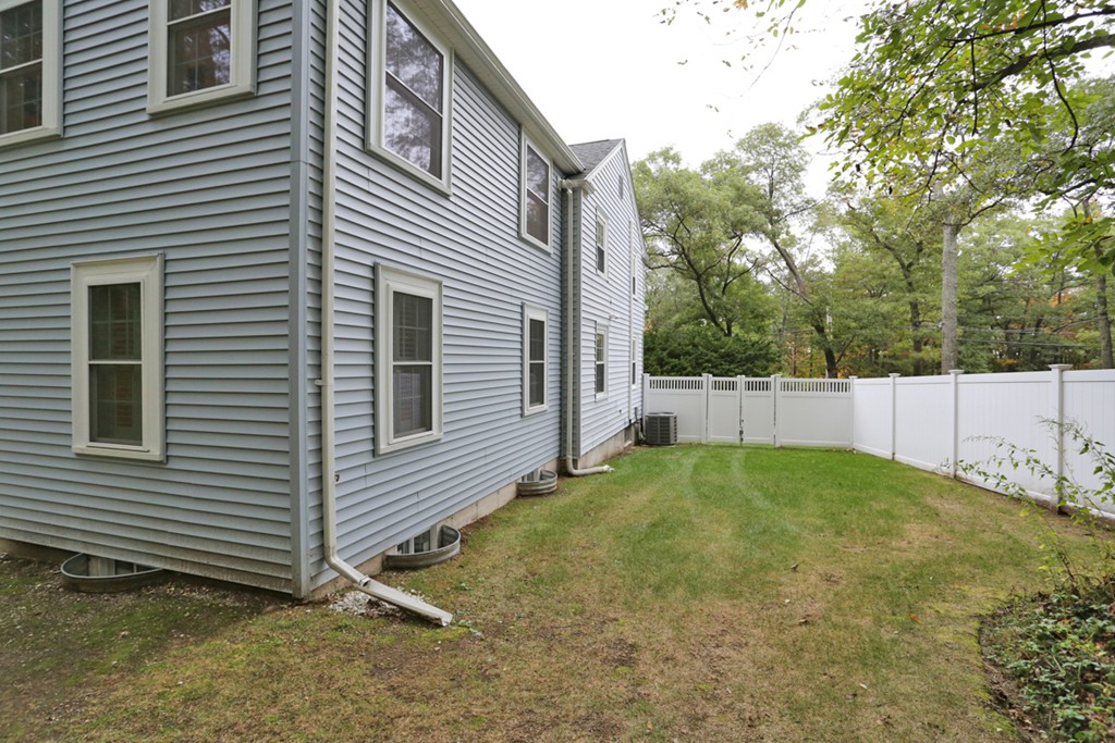 587 Greendale Avenue Needham, MA 02492 - Photo 25 of 25