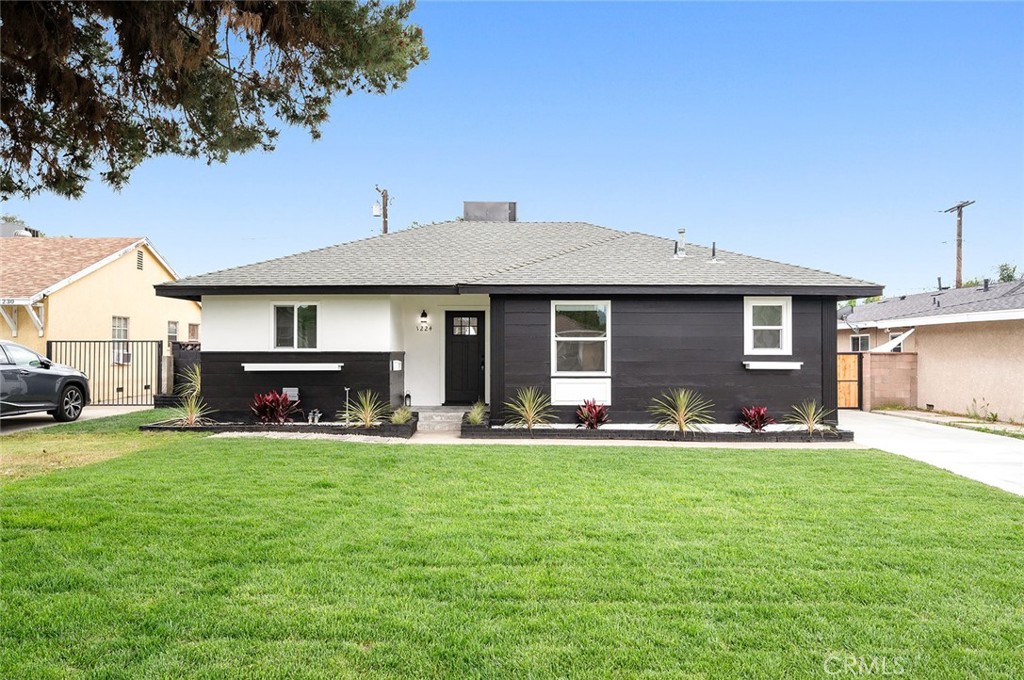 1224 East Idahome St  