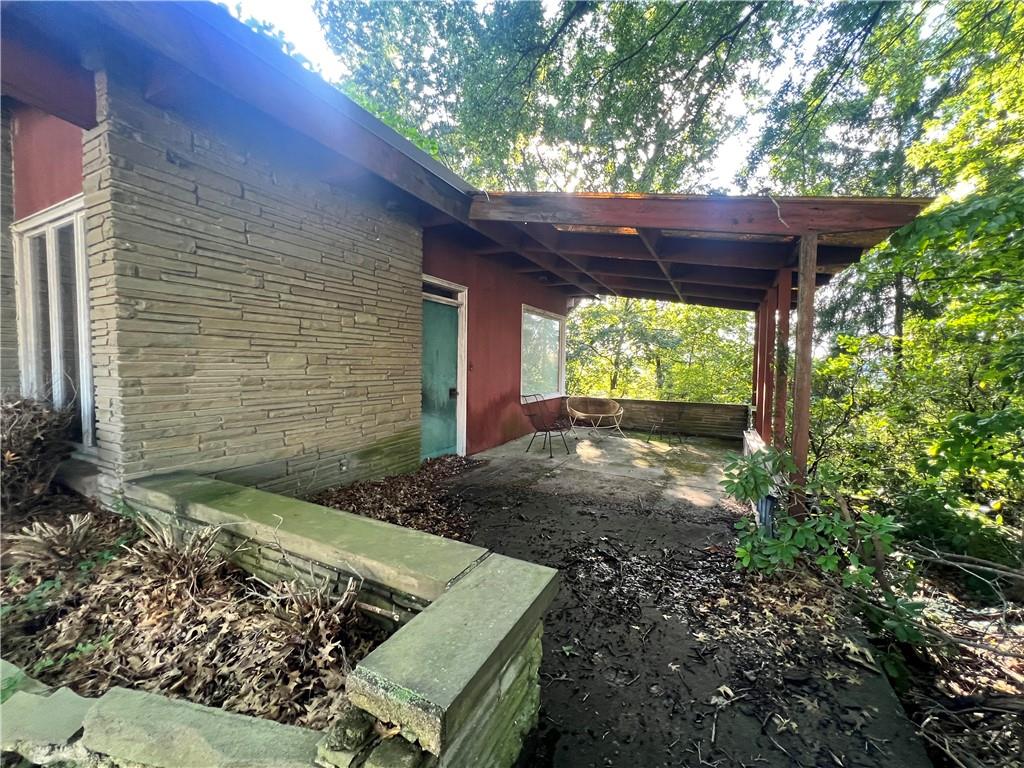 1560 Oneida Drive Clairton, PA 15025 - Photo 10 of 17 a view of outdoor space and yard