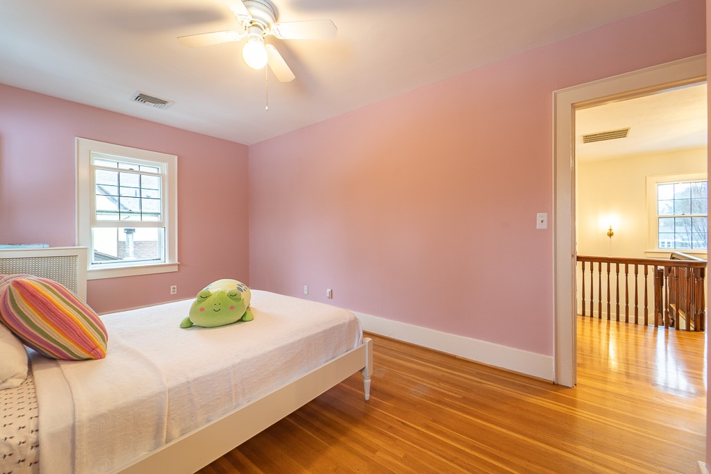 101 Thackery Road Brighton, NY 14610 - Photo 27 of 45 One of two additional bedrooms with its own ceilin