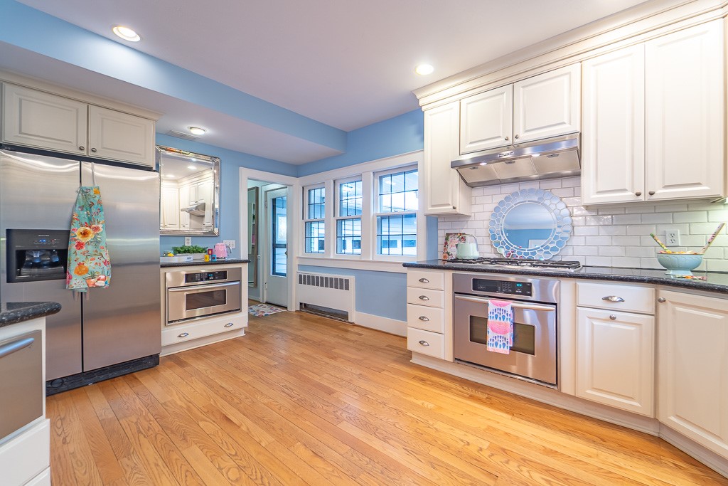 101 Thackery Road Brighton, NY 14610 - Photo 10 of 45 The kitchen features a back door which provides ea