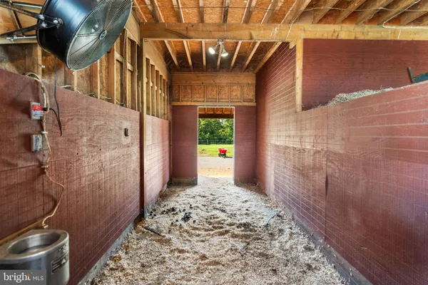 a view of a pathway of a house
