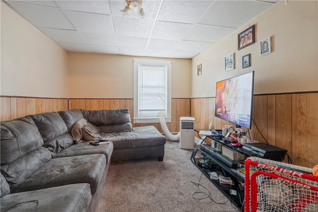 11 Central Street Burrillville, RI 02830 - Photo 6 of 26