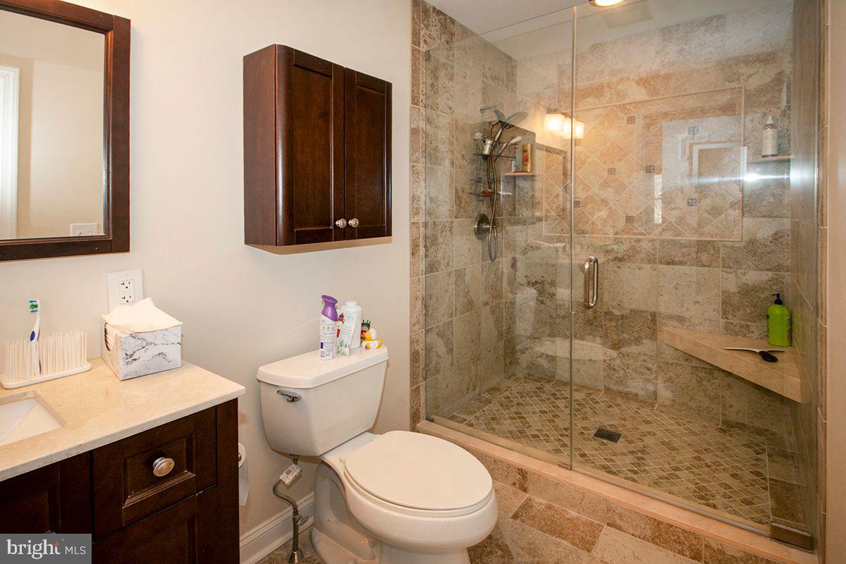 2932 Jackson Road Williamstown, NJ 08094 - Photo 25 of 38 Master Bath