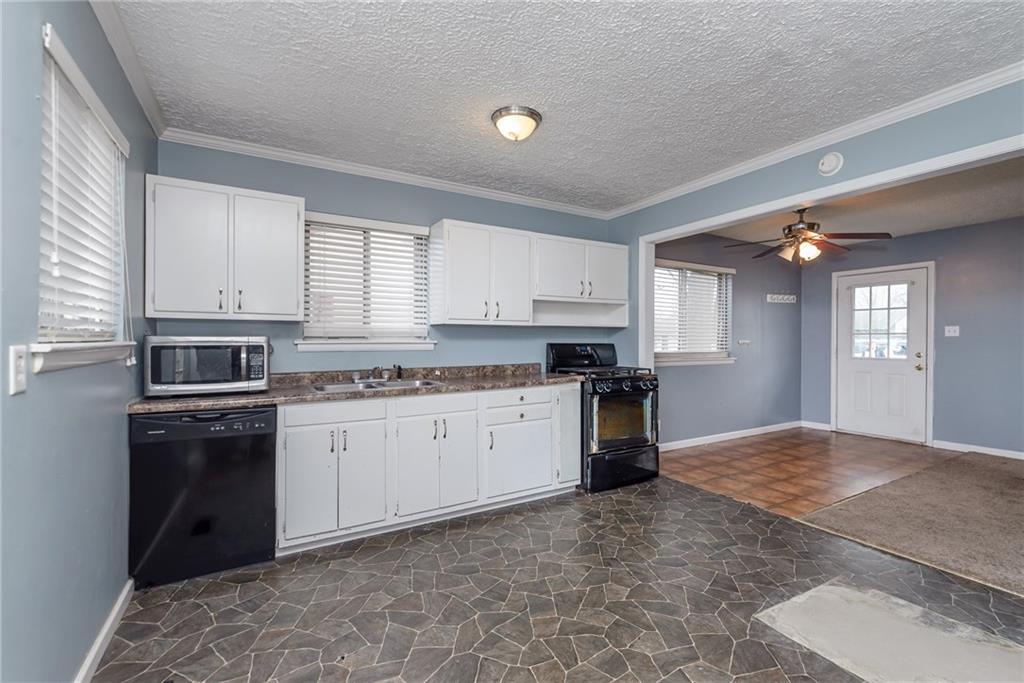 459 South Kenmore Road Indianapolis, IN 46219 - Photo 9 of 23 Gallery Image 9