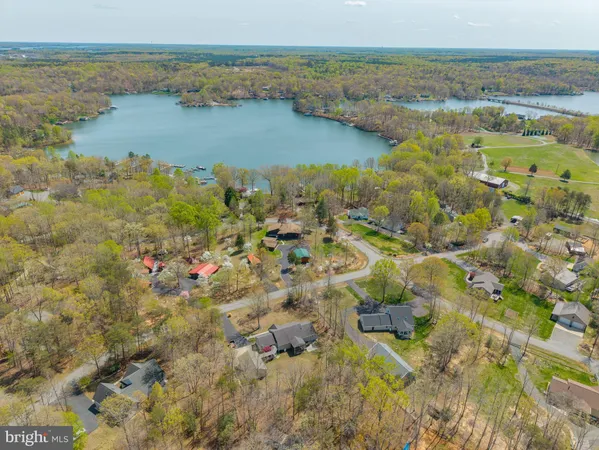 $675,000 | 109 White Oak Drive, Mineral, VA 23117