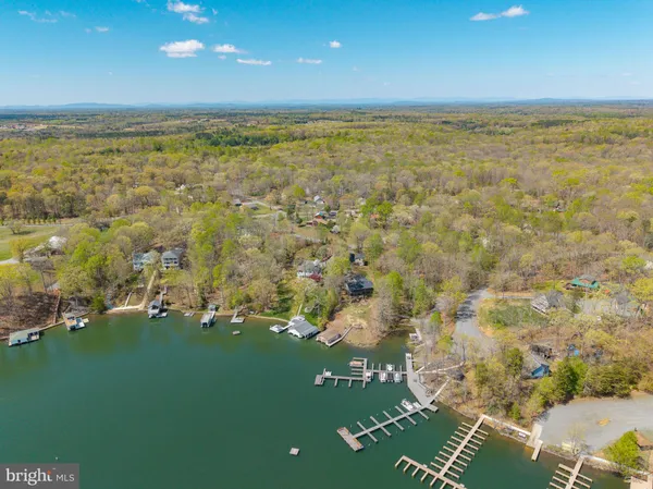 $675,000 | 109 White Oak Drive, Mineral, VA 23117