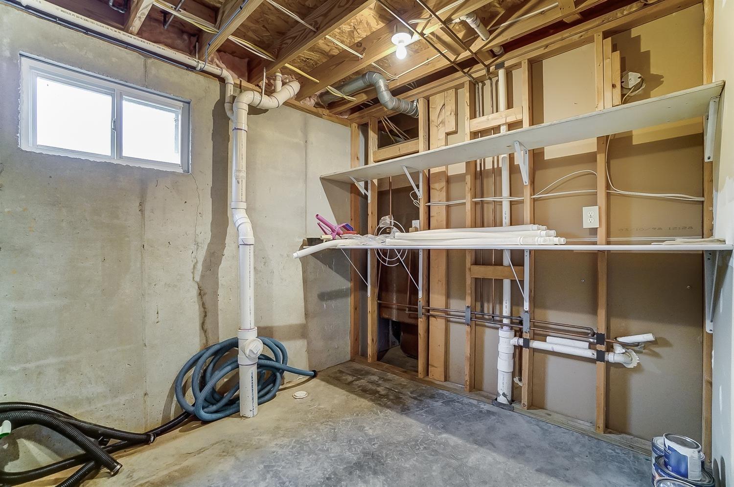 8290 Wuest Road Cincinnati, OH 45247 - Photo 34 of 48 Gallery Image 34
