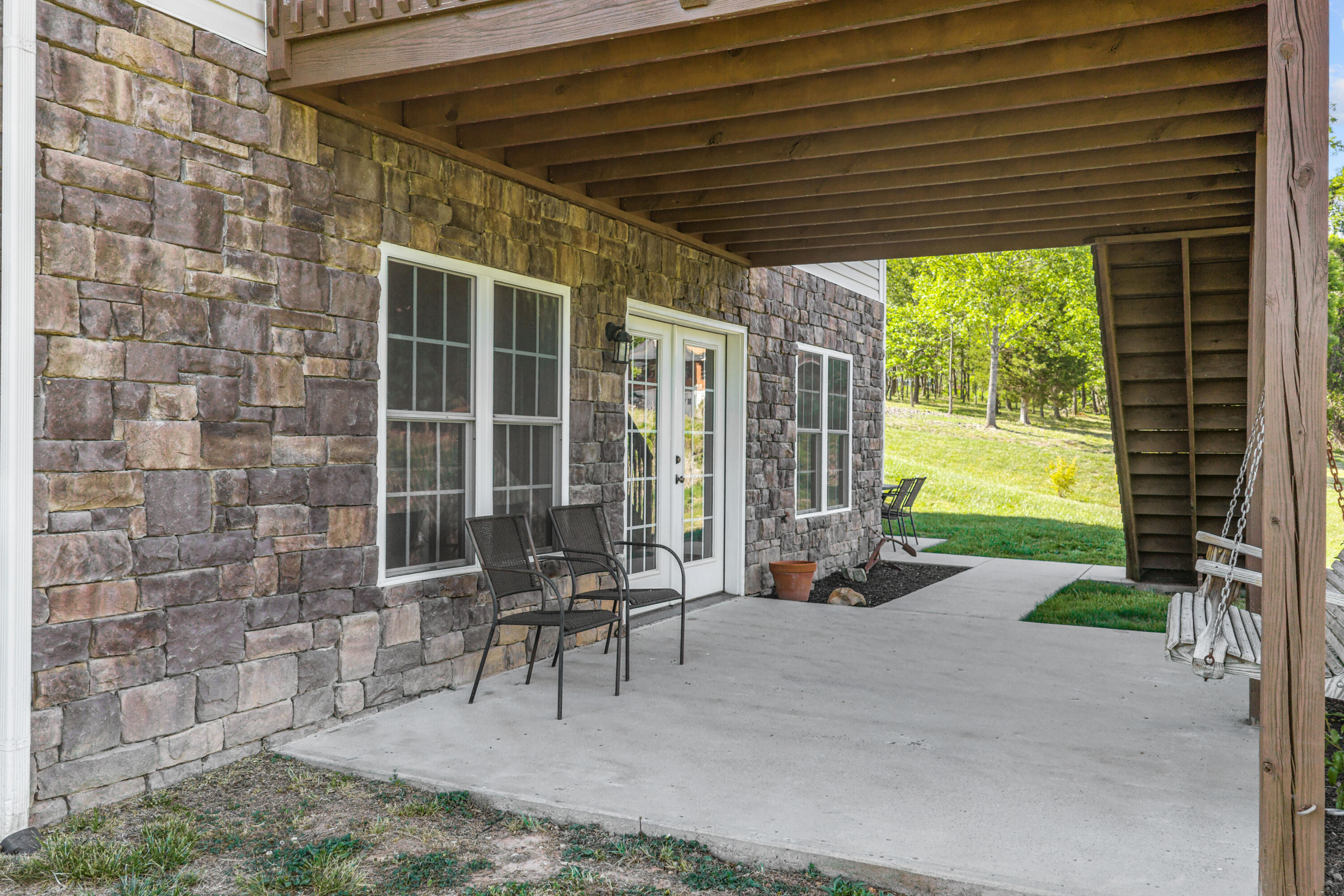 250 Thornblade Way Blue Ridge, VA 24064 - Photo 6 of 31 a building outdoor space with patio furniture and garden