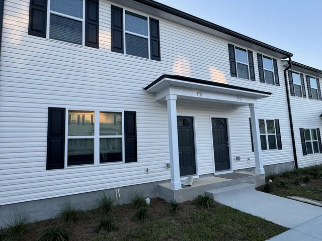 $1,600 | 1954 Evanston Avenue, Unit 604, Tallahassee, FL 32304