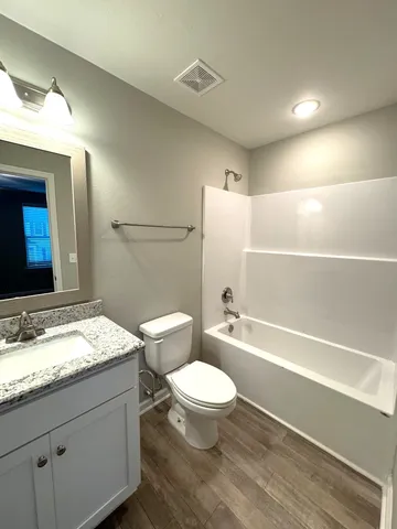 $1,600 | 1954 Evanston Avenue, Unit 604, Tallahassee, FL 32304