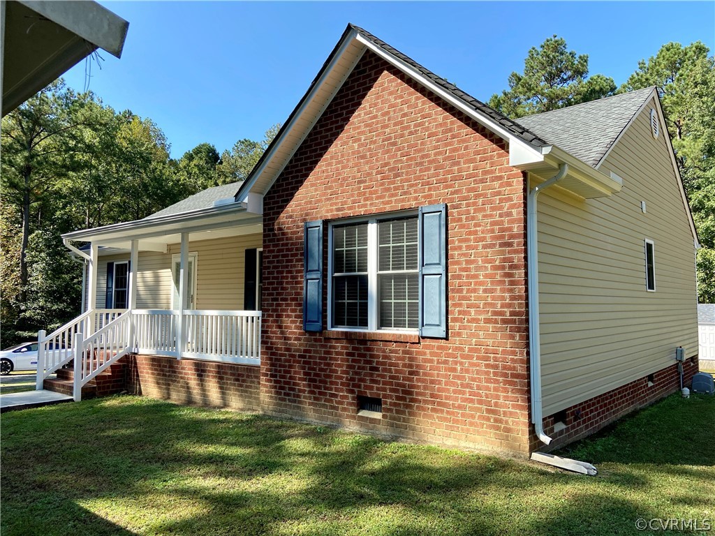 9470 Robin Road Disputanta, VA 23842 - Photo 2 of 20 Gallery Image 2