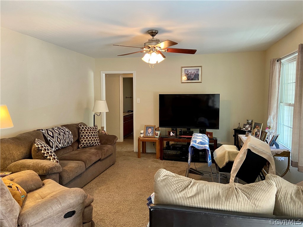 9470 Robin Road Disputanta, VA 23842 - Photo 5 of 20 Gallery Image 5