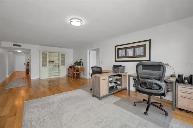 $834,900 | 55 Rogers Street, Unit 203, Clearwater, FL 33756