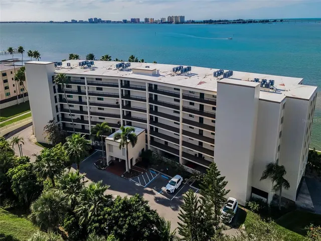 $834,900 | 55 Rogers Street, Unit 203, Clearwater, FL 33756