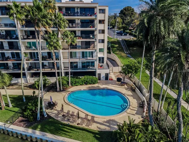 $834,900 | 55 Rogers Street, Unit 203, Clearwater, FL 33756