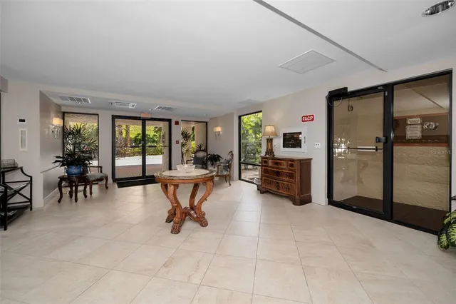 $834,900 | 55 Rogers Street, Unit 203, Clearwater, FL 33756