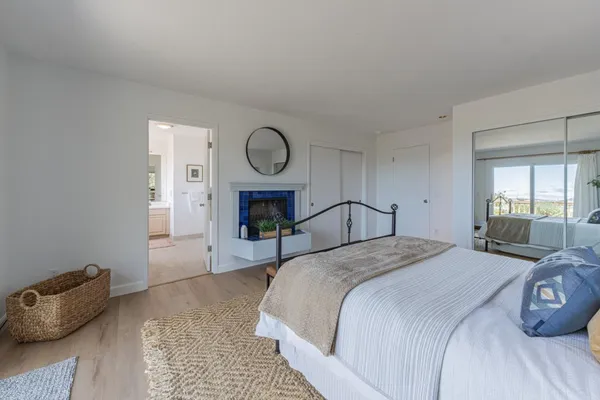 $1,175,000 | 27465 Vista Del Toro Place, Salinas, CA 93908
