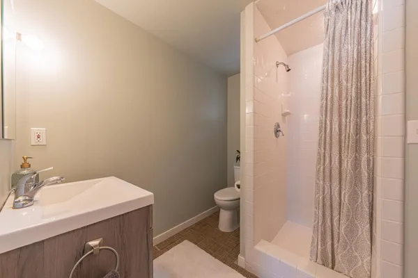 $1,175,000 | 27465 Vista Del Toro Place, Salinas, CA 93908