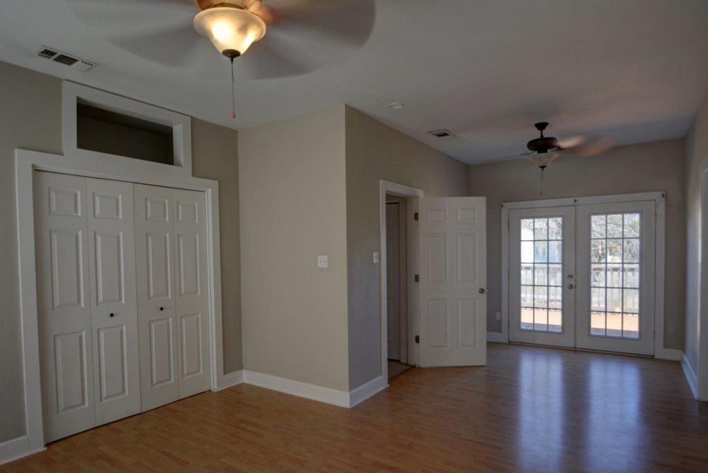 659 A Town Creek Road Kerrville, TX 78028 - Photo 14 of 35