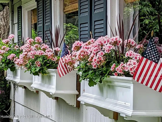 $825,000 | 41 Island Drive, Copake, NY 12516