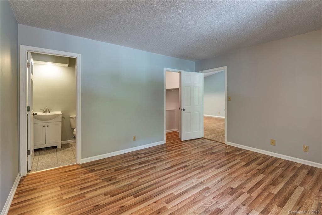 15 Spring Cove Road Asheville, NC 28804 - Photo 11 of 24 Gallery Image 11