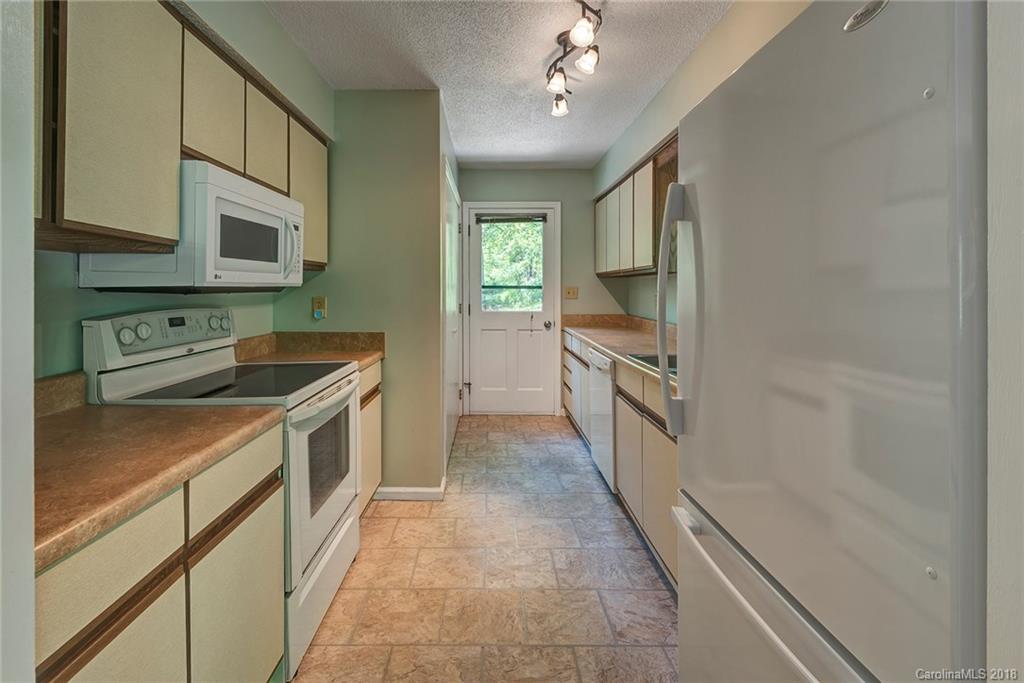 15 Spring Cove Road Asheville, NC 28804 - Photo 8 of 24 Gallery Image 8