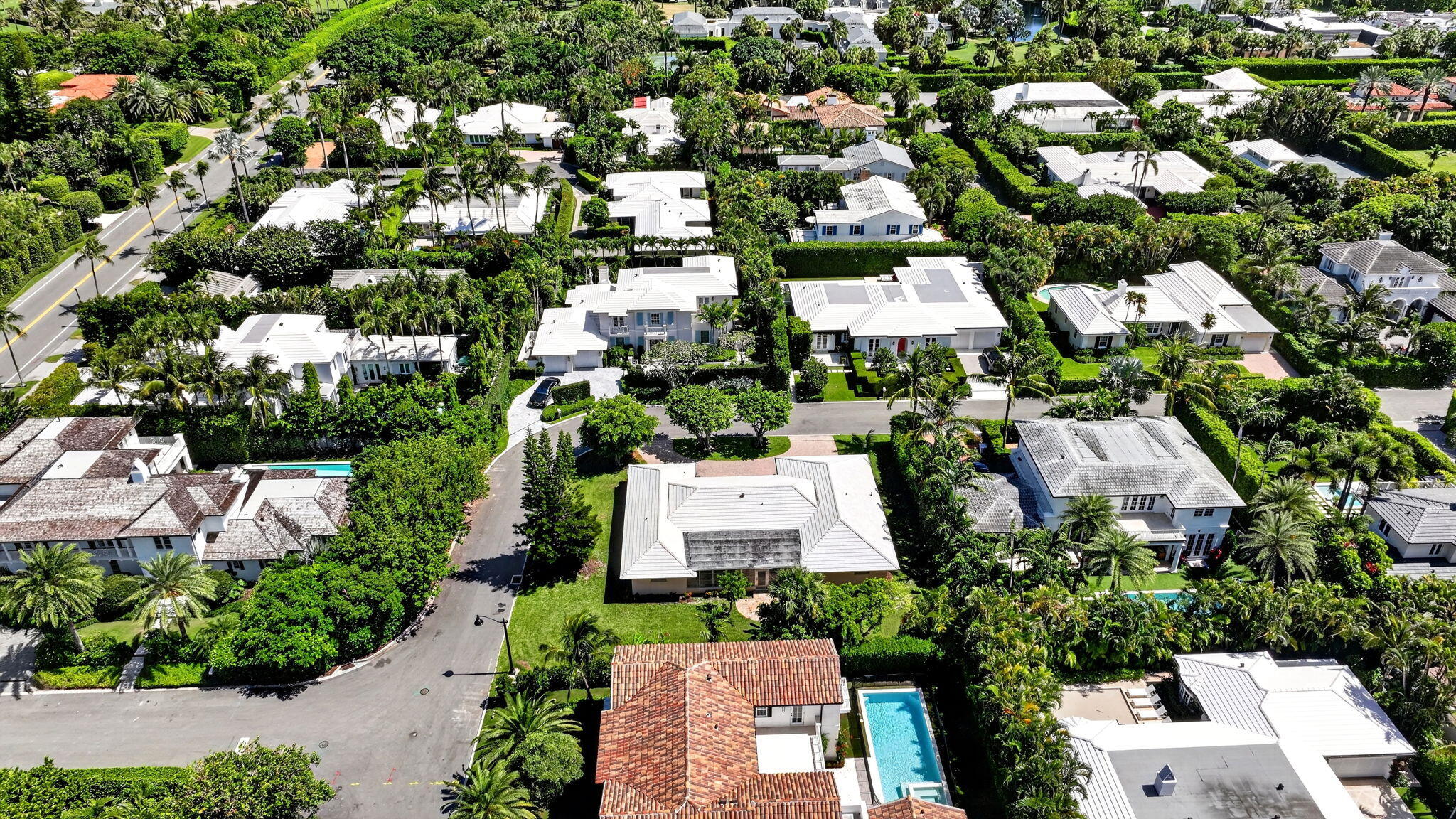 217 Plantation Road Palm Beach, FL 33480 - Photo 16 of 41 45-web-or-mls-DJI_20260518071456_0118_D
