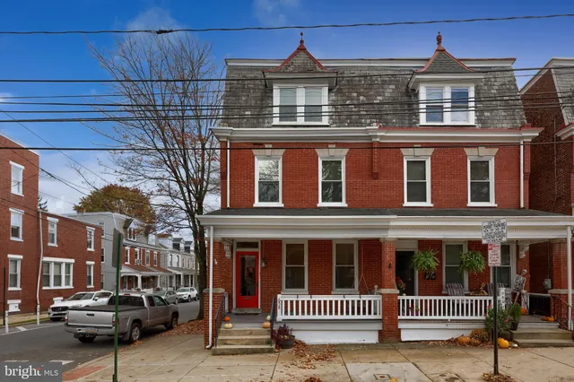 $2,400 | 658 West Walnut Street, Lancaster, PA 17603