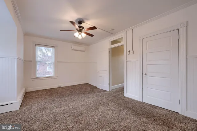 $2,400 | 658 West Walnut Street, Lancaster, PA 17603