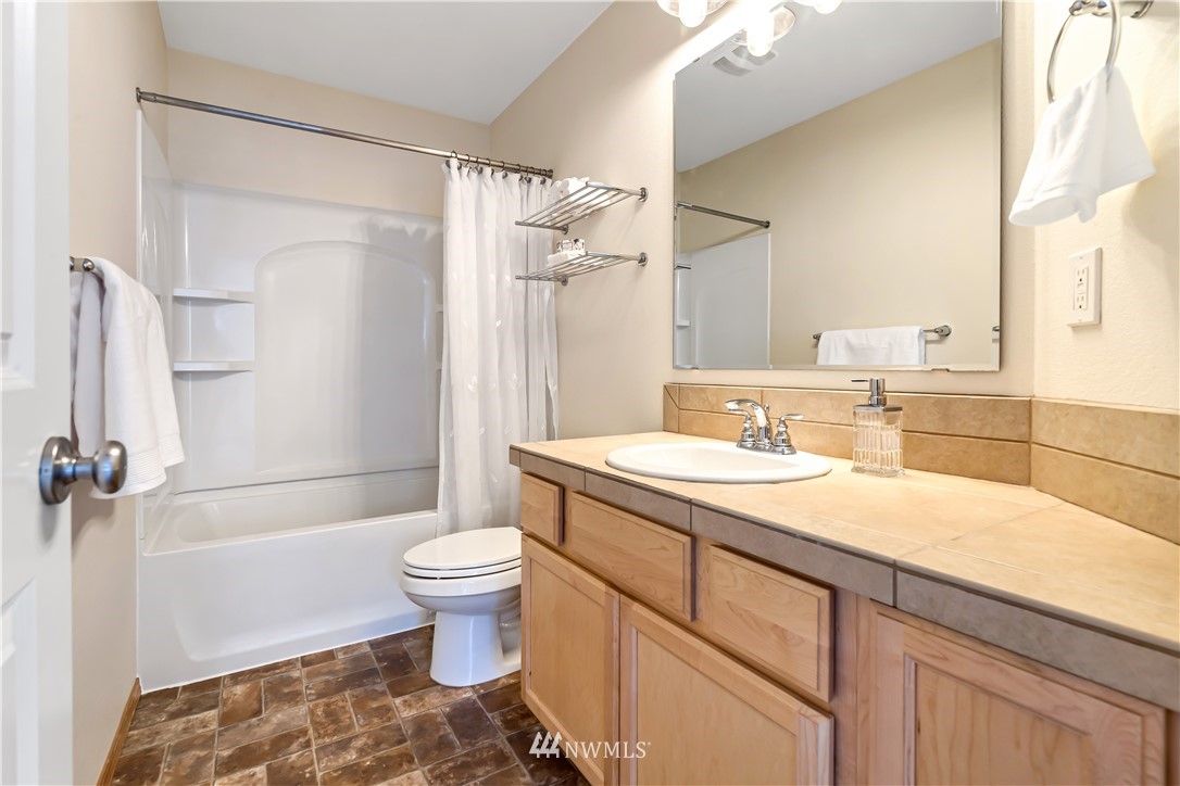 3425 172nd Place Southeast Bothell, WA 98012 - Photo 16 of 29 Gallery Image 16