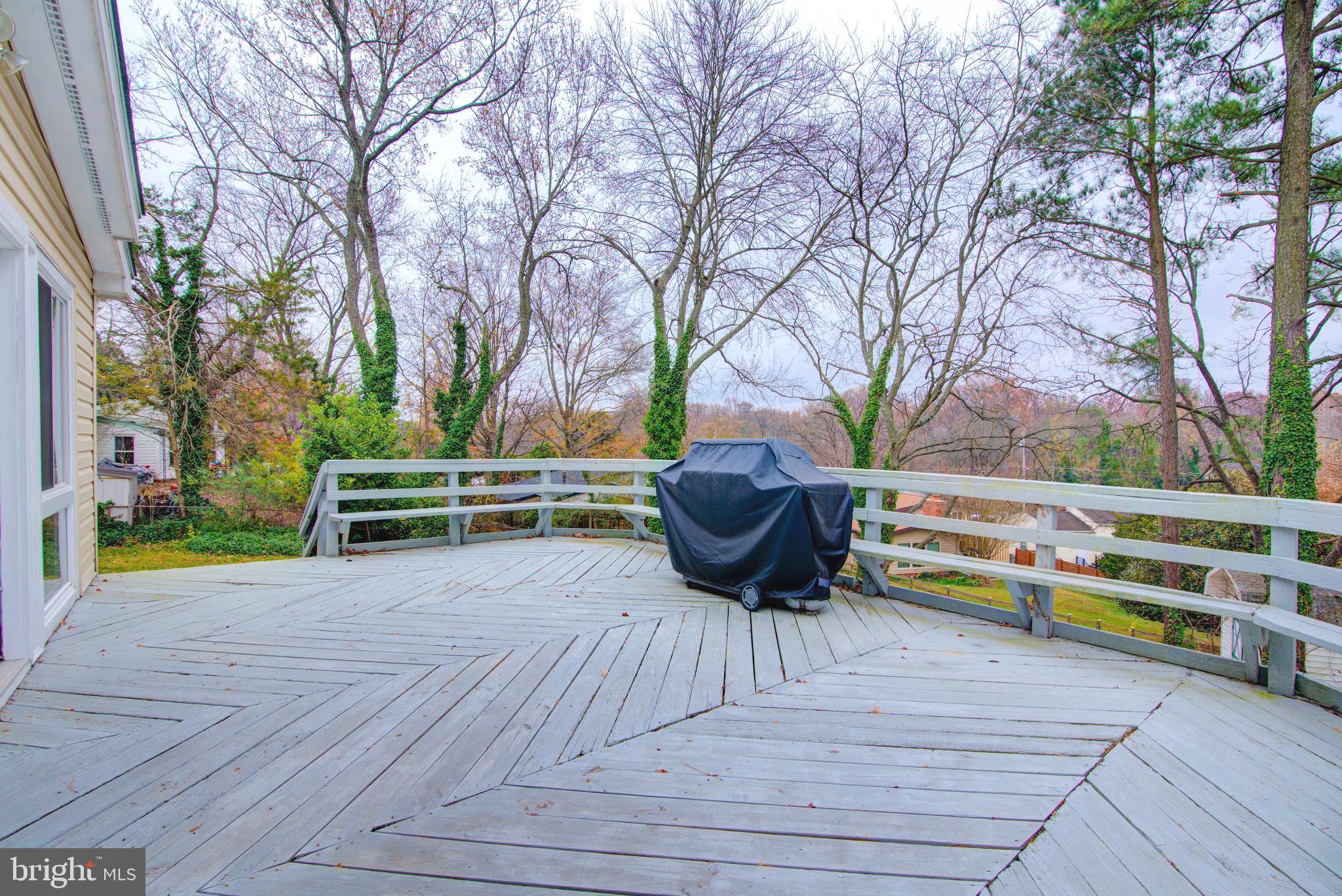 4103 Ivanhoe Lane Alexandria, VA 22310 - Photo 24 of 29 a view of backyard with deck and seating space